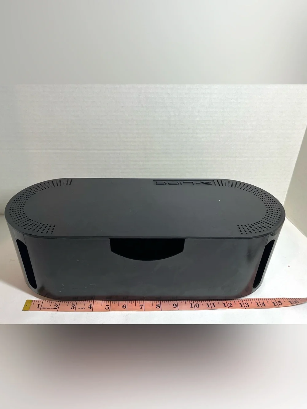 Large Black Computer/Phone/TV Cable Management Box Organizer (Mint)